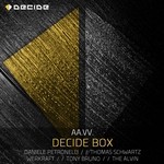 cover: Daniele Petronelli|Thomas Schwartz|Tony Bruno|Werkraft - Decide Box